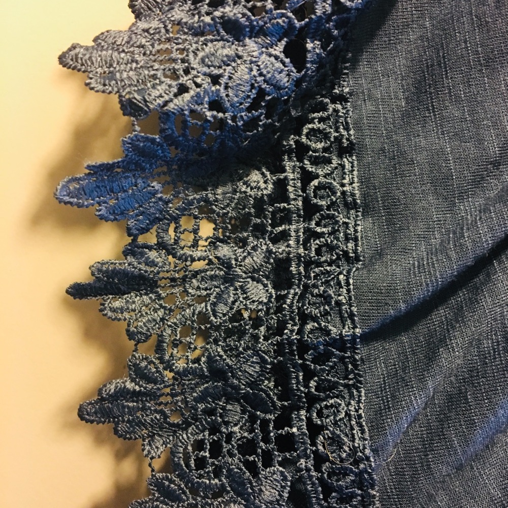 Shirt - Picture 2 of 3